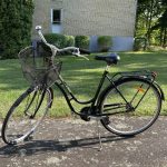 Monark damcykel 28 tum – enkel växlad – korg – nyservad